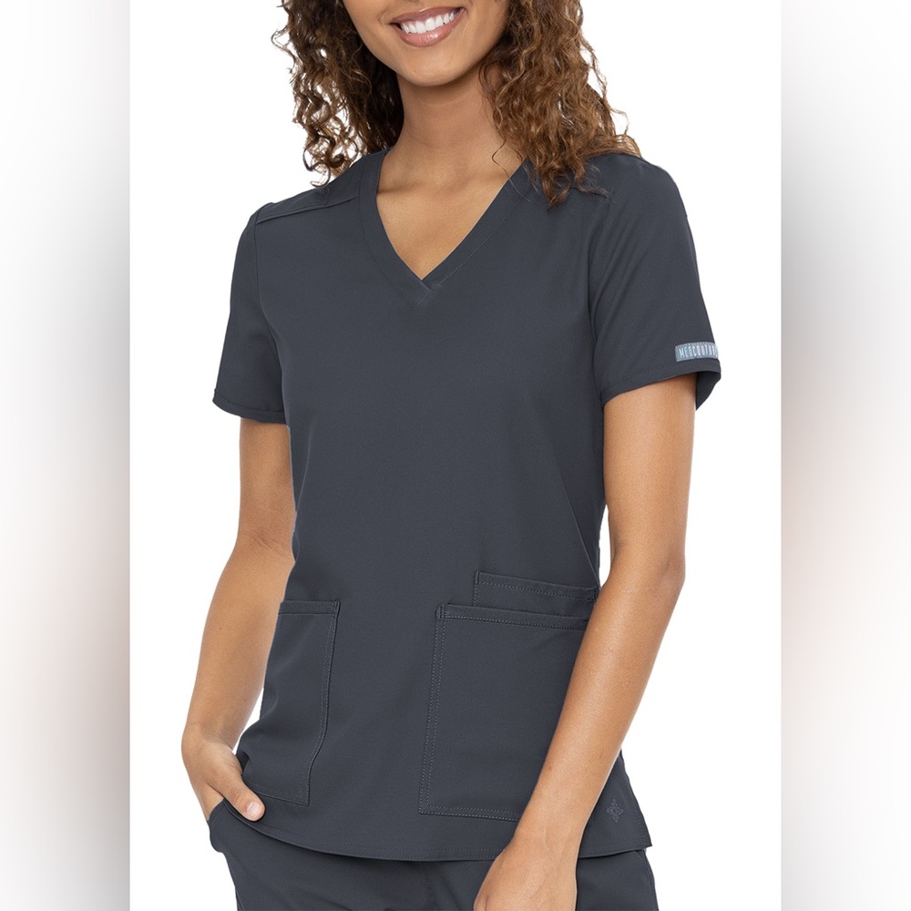 Med Couture Insight scrubs set